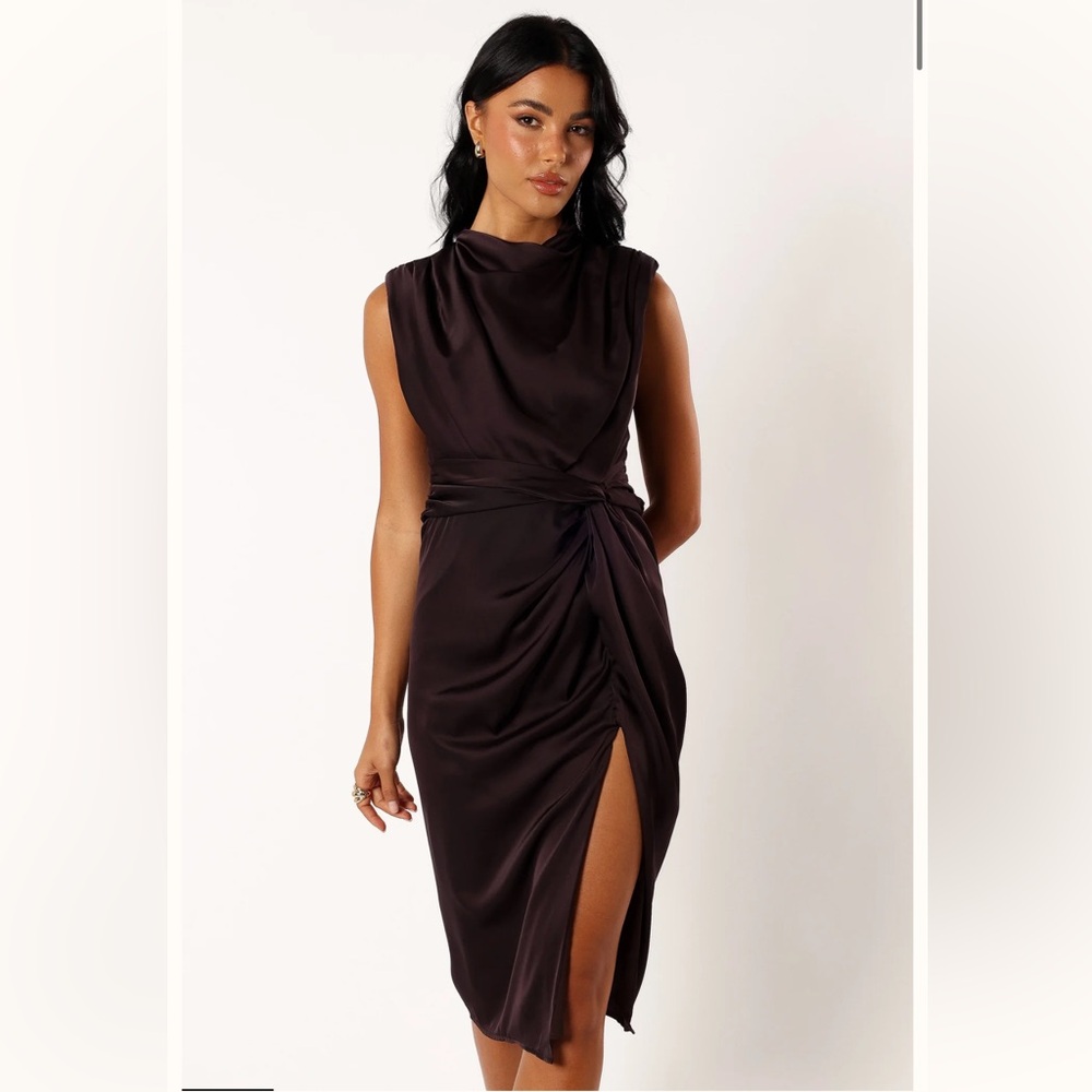 Petal and Pup Dina Midi Dress - Black Coffee
